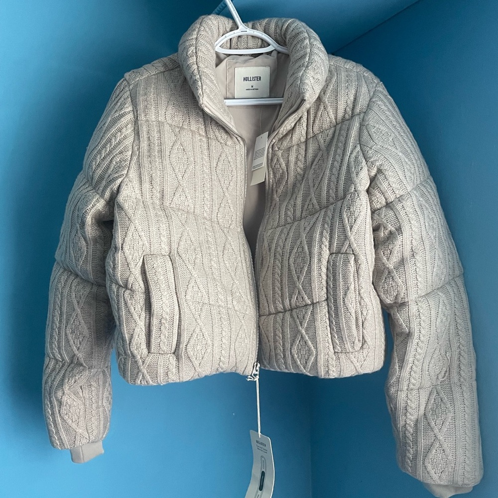 NWT Hollister Sweater-Knit Mini Puffer Jacket